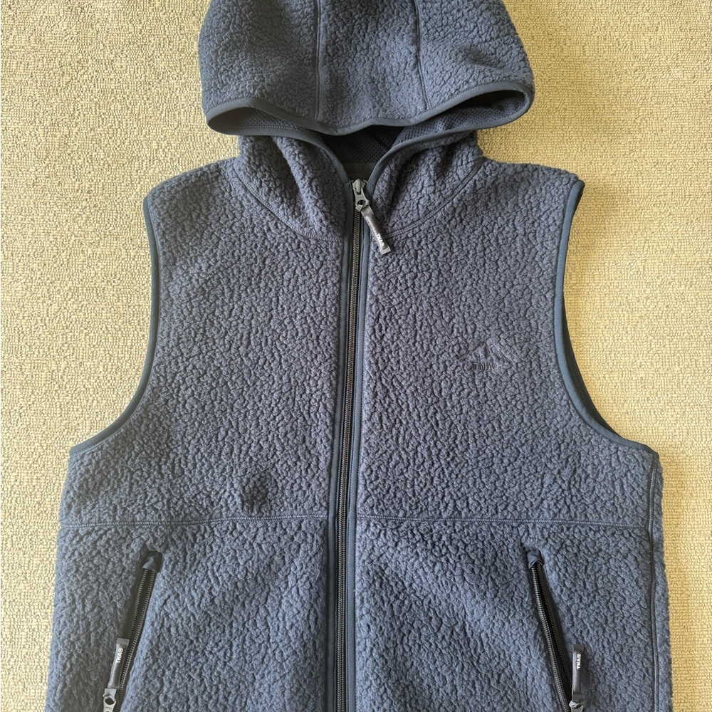 TNA Polartec Fleece Hooded Vest Navy